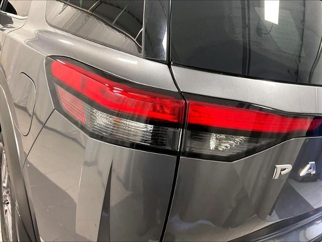 2022 Nissan Pathfinder SV 4WD