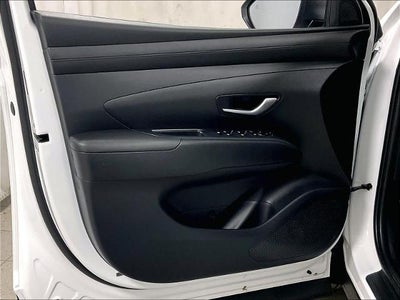 2025 Hyundai TUCSON SE AWD