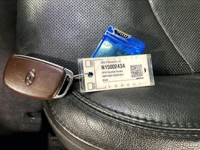 2016 Hyundai SONATA 4dr Sdn 2.4L Limited PZEV