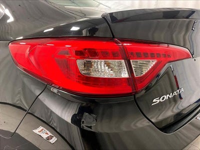 2016 Hyundai SONATA 4dr Sdn 2.4L Limited PZEV