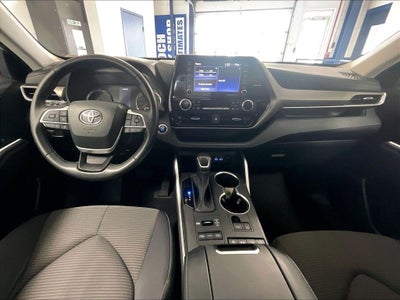 2022 Toyota Highlander LE