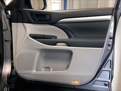 2019 Toyota Highlander LE