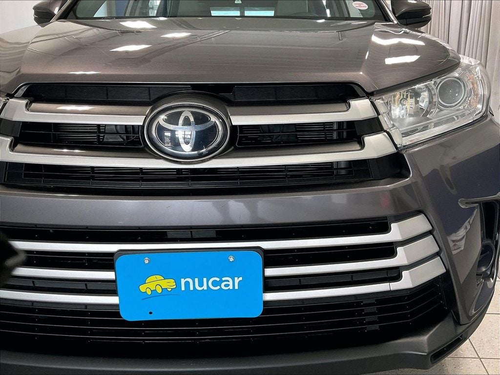 2019 Toyota Highlander LE