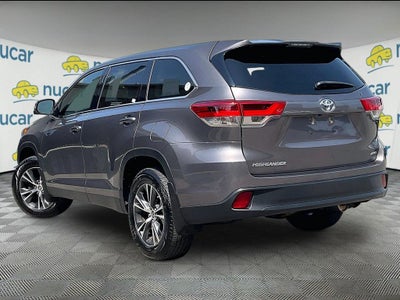 2019 Toyota Highlander LE