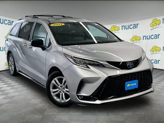 2021 Toyota Sienna XSE 7 Passenger