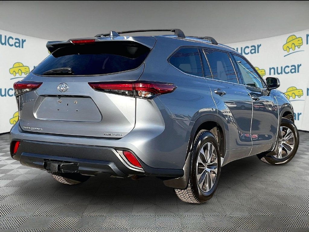 2020 Toyota Highlander XLE