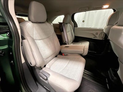 2021 Toyota Sienna LE AWD 8-Passenger (Natl)