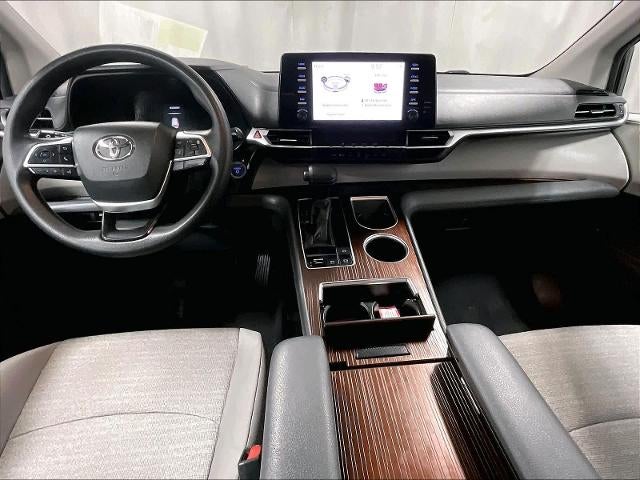 2021 Toyota Sienna LE AWD 8-Passenger (Natl)
