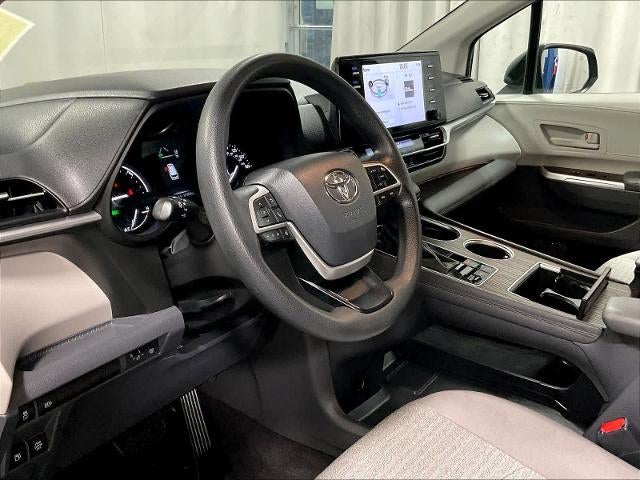 2021 Toyota Sienna LE AWD 8-Passenger (Natl)