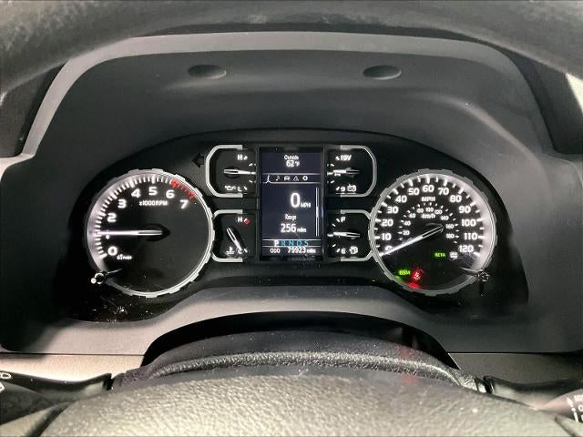 2021 Toyota Tundra 4WD 4WD SR5 CrewMax 5.5' Bed 5.7L (SE)