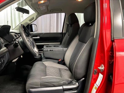 2017 Toyota Tundra 4WD 4WD SR5 Double Cab 6.5' Bed 4.6L (Natl)