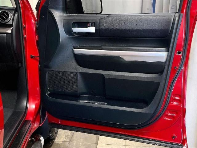 2017 Toyota Tundra 4WD 4WD SR5 Double Cab 6.5' Bed 4.6L (Natl)