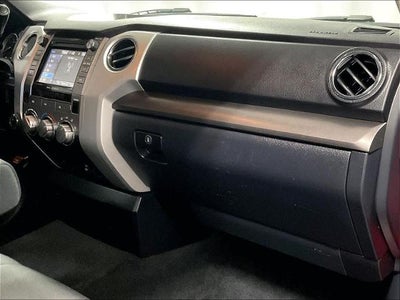 2017 Toyota Tundra 4WD 4WD SR5 Double Cab 6.5' Bed 4.6L (Natl)