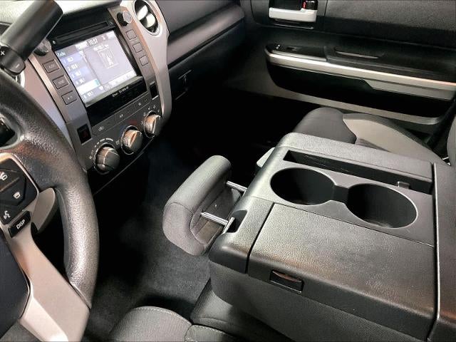 2017 Toyota Tundra 4WD 4WD SR5 Double Cab 6.5' Bed 4.6L (Natl)