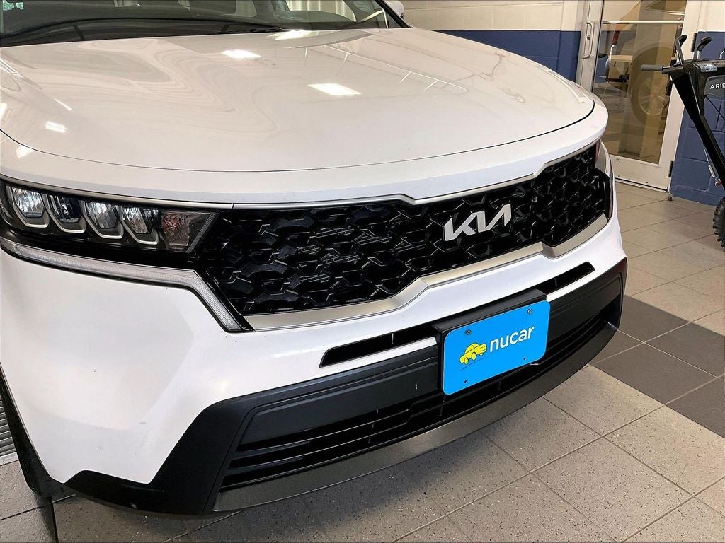 2023 Kia Sorento LX