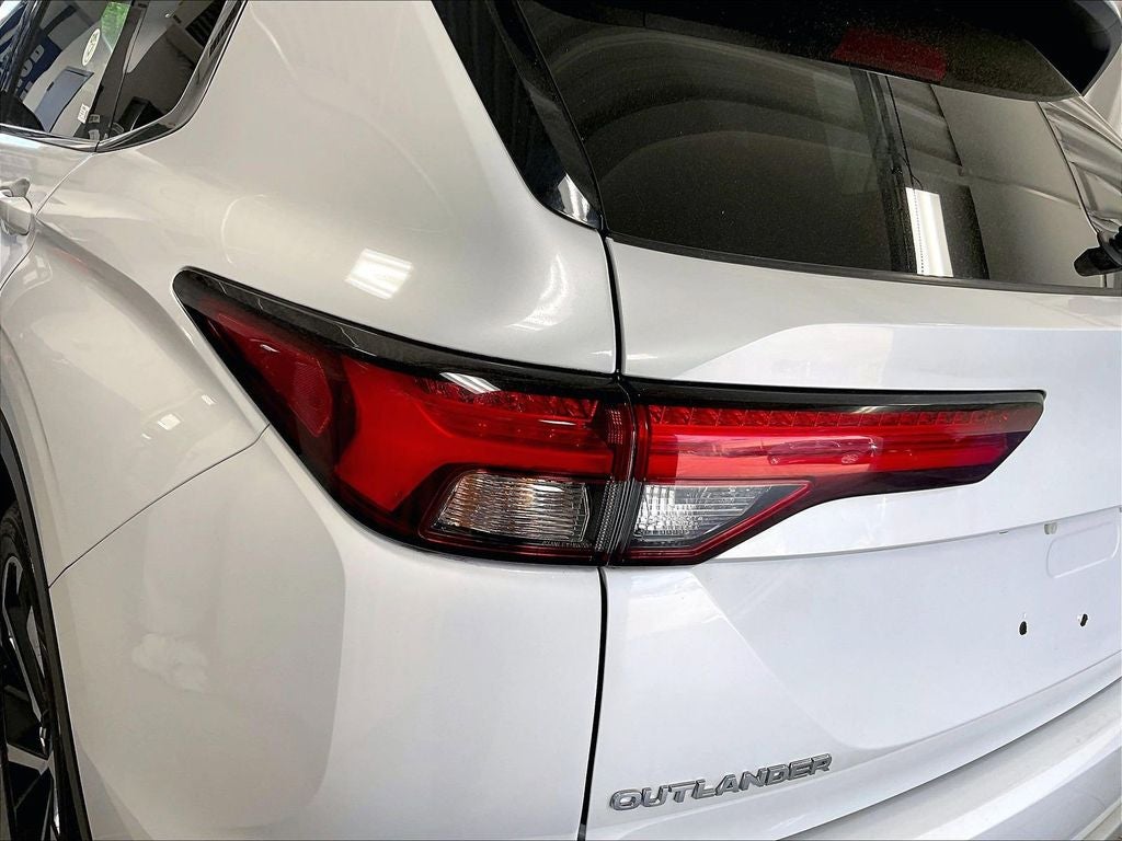 2022 Mitsubishi Outlander SEL