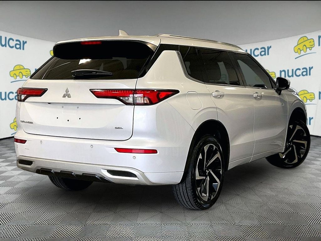 2022 Mitsubishi Outlander SEL
