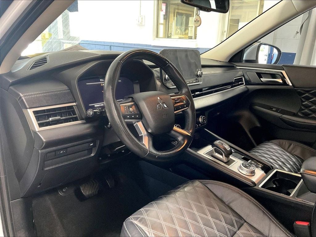 2022 Mitsubishi Outlander SEL