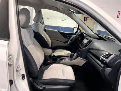 2023 Subaru Forester Base
