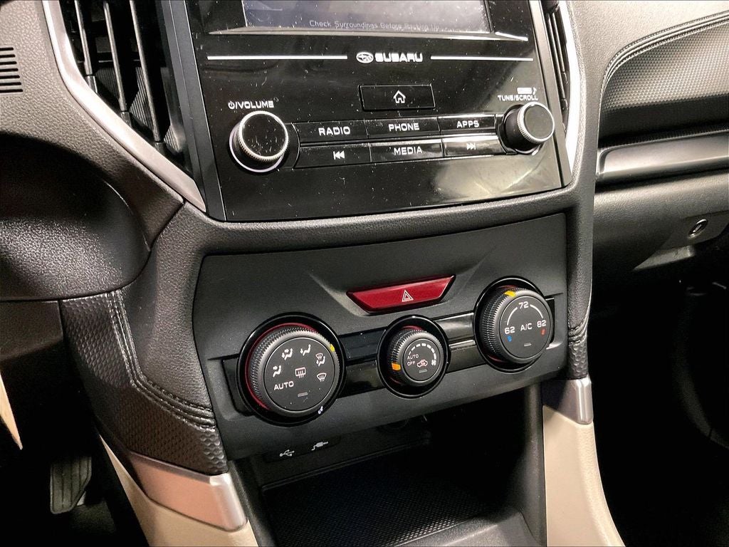 2023 Subaru Forester Base