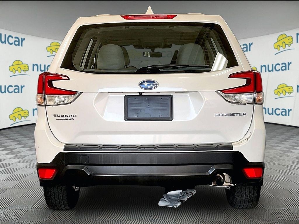 2023 Subaru Forester Base