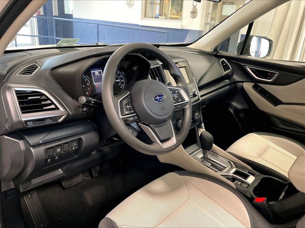 2023 Subaru Forester Base