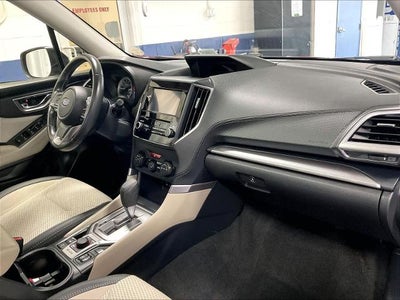 2023 Subaru Forester Premium CVT