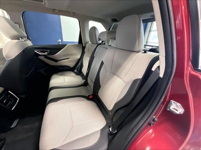 2023 Subaru Forester Premium CVT