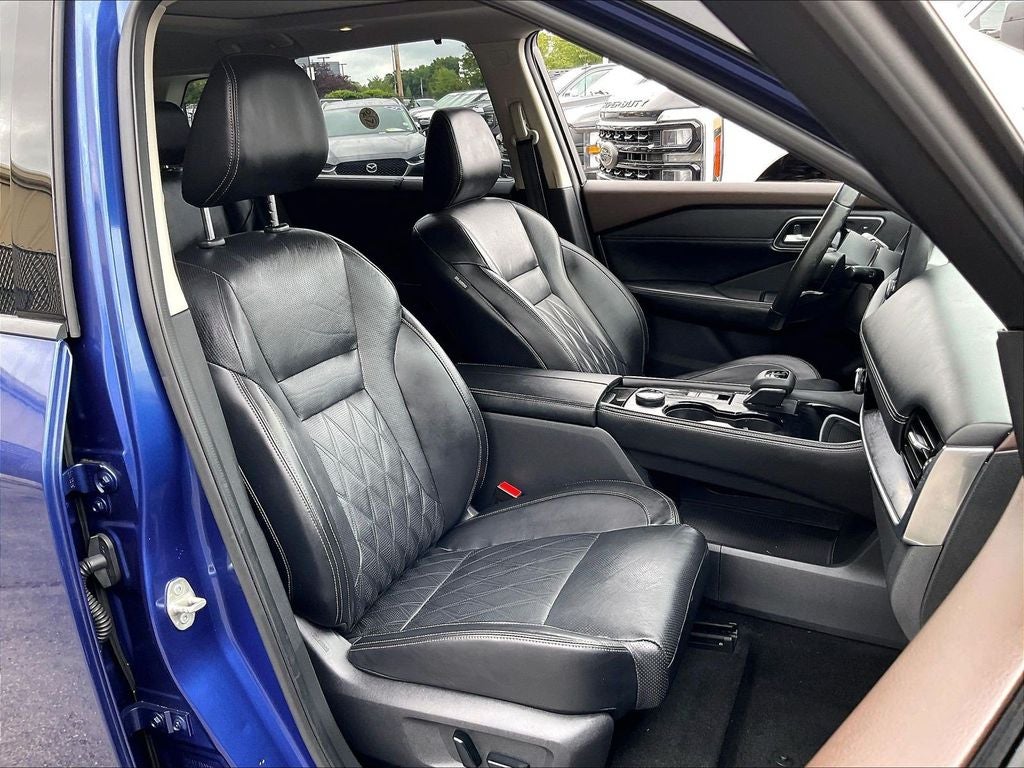 2021 Nissan Rogue Platinum
