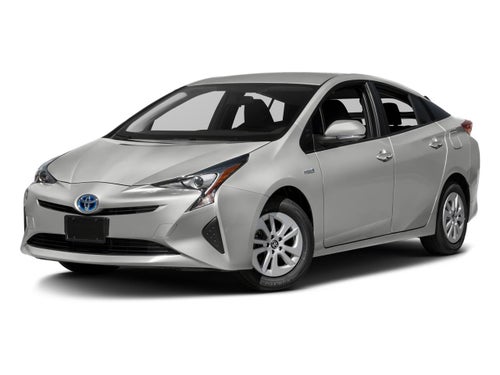 2017 Toyota Prius Three (GS)