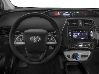 2017 Toyota Prius Three (GS)