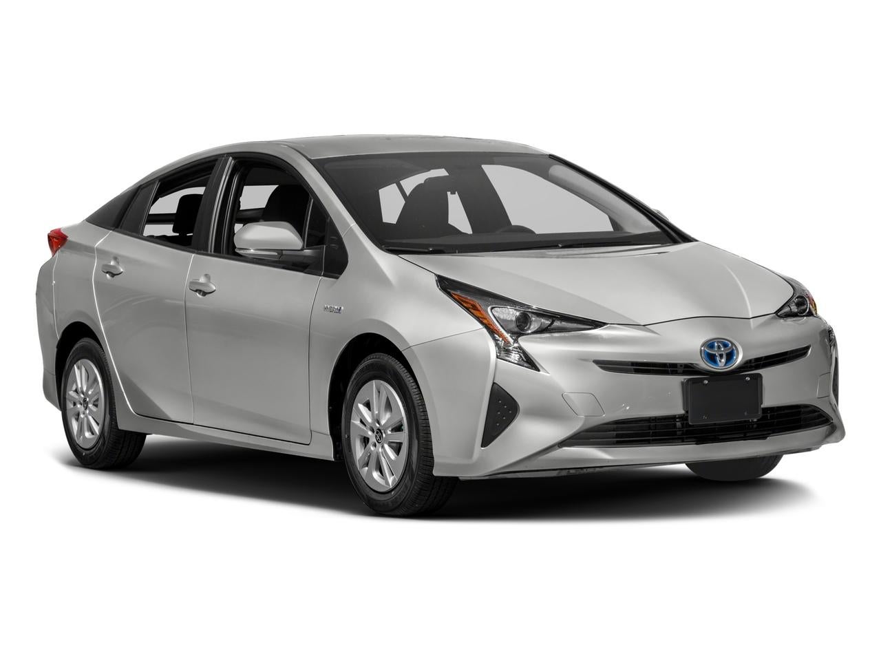 2017 Toyota Prius Three (GS)