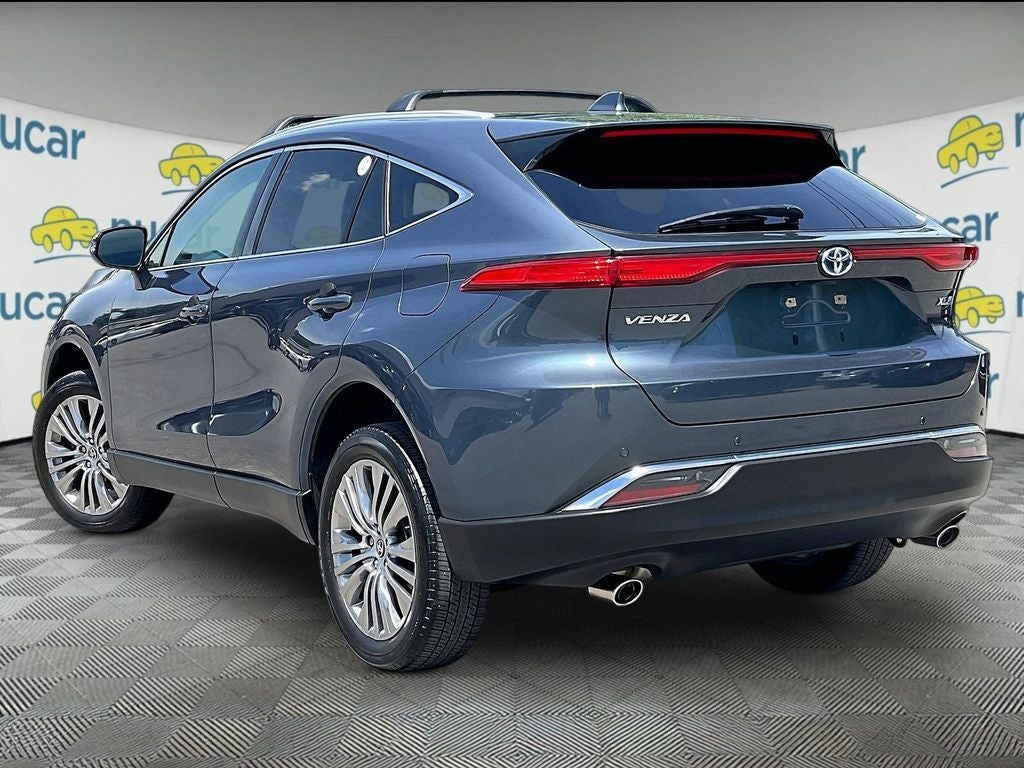 2023 Toyota Venza XLE