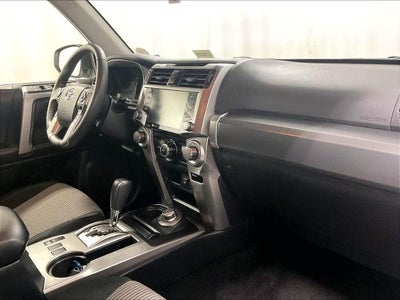 2024 Toyota 4Runner SR5 4WD (GS)