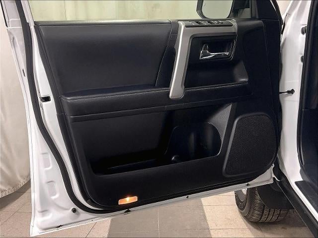 2024 Toyota 4Runner SR5 4WD (GS)