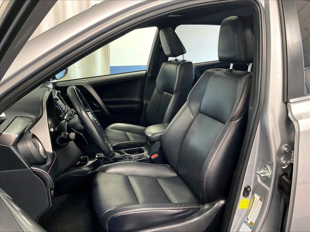 2018 Toyota RAV4 SE