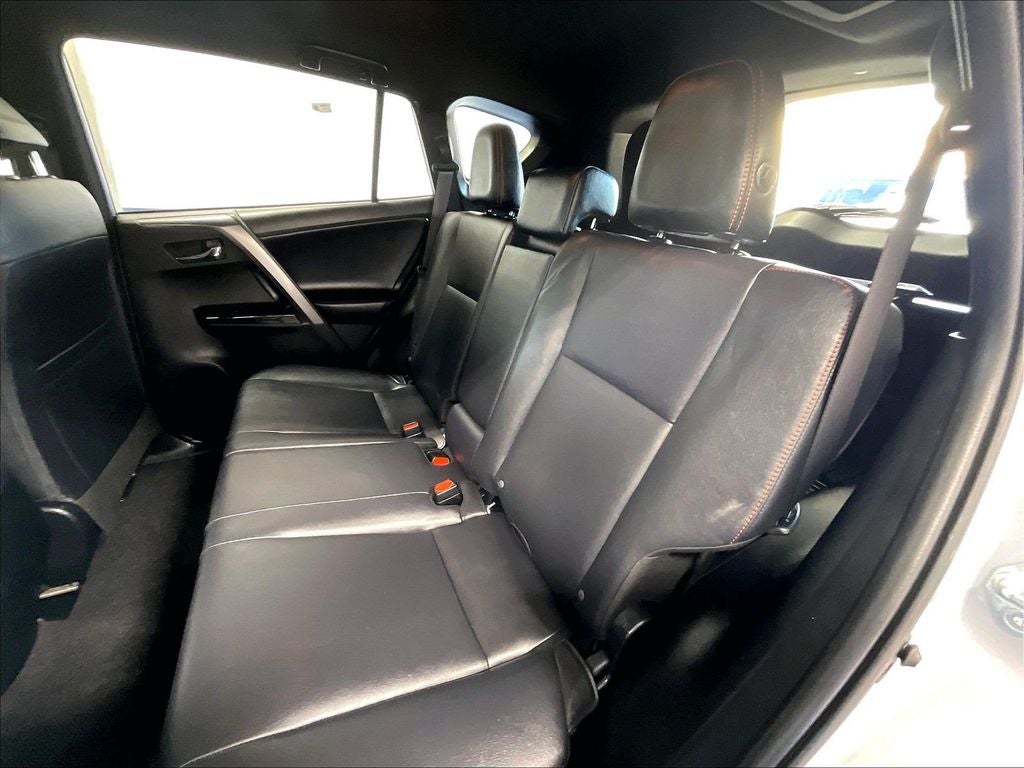 2018 Toyota RAV4 SE