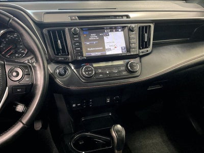 2018 Toyota RAV4 SE