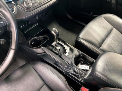 2018 Toyota RAV4 SE