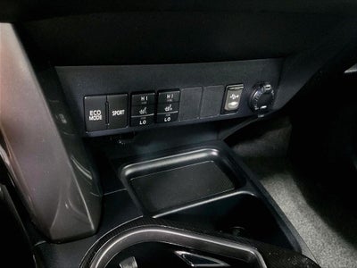 2018 Toyota RAV4 SE