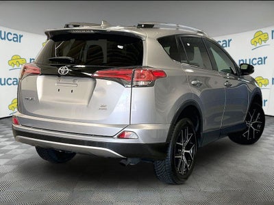 2018 Toyota RAV4 SE