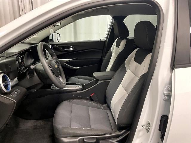 2025 Chevrolet Trax FWD 4dr LS