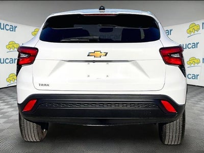 2025 Chevrolet Trax FWD 4dr LS