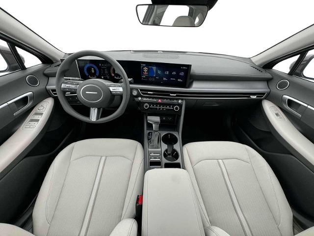 2025 Hyundai SONATA SE FWD
