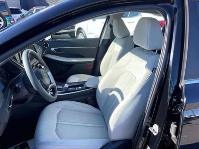 2023 Hyundai SONATA SEL 2.5L *Ltd Avail*