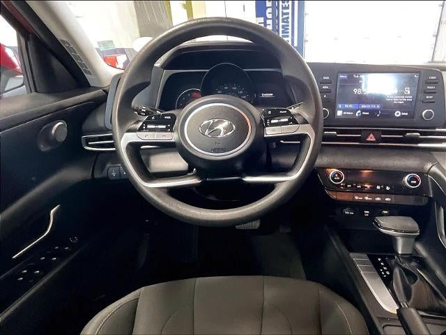 2021 Hyundai ELANTRA SEL IVT