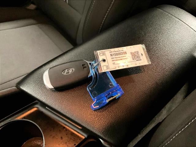 2021 Hyundai ELANTRA SEL IVT