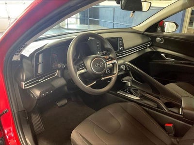 2021 Hyundai ELANTRA SEL IVT