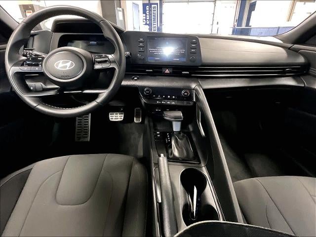 2025 Hyundai ELANTRA SEL Sport IVT