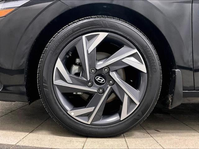 2025 Hyundai ELANTRA SEL Sport IVT